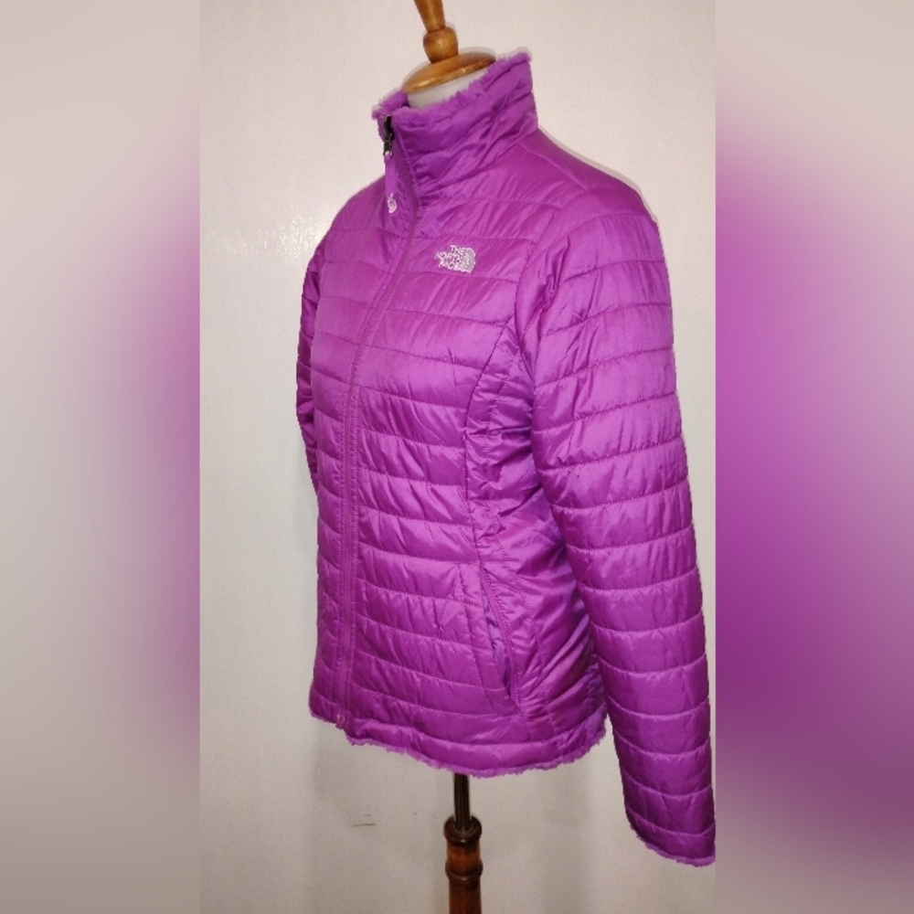 NORTH FACE VIOLET FLUFFY REVERSIBLE JACKET NWOT - Picture 2 of 7